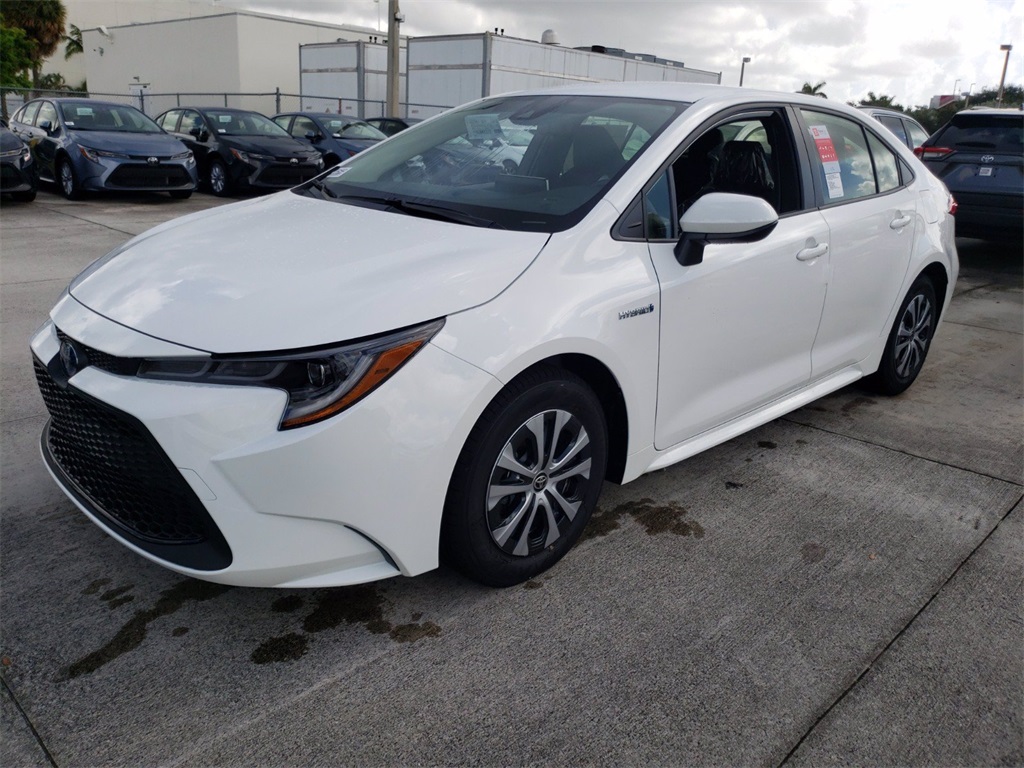 The All New 2020 Toyota Corolla win Green Car Award of the year